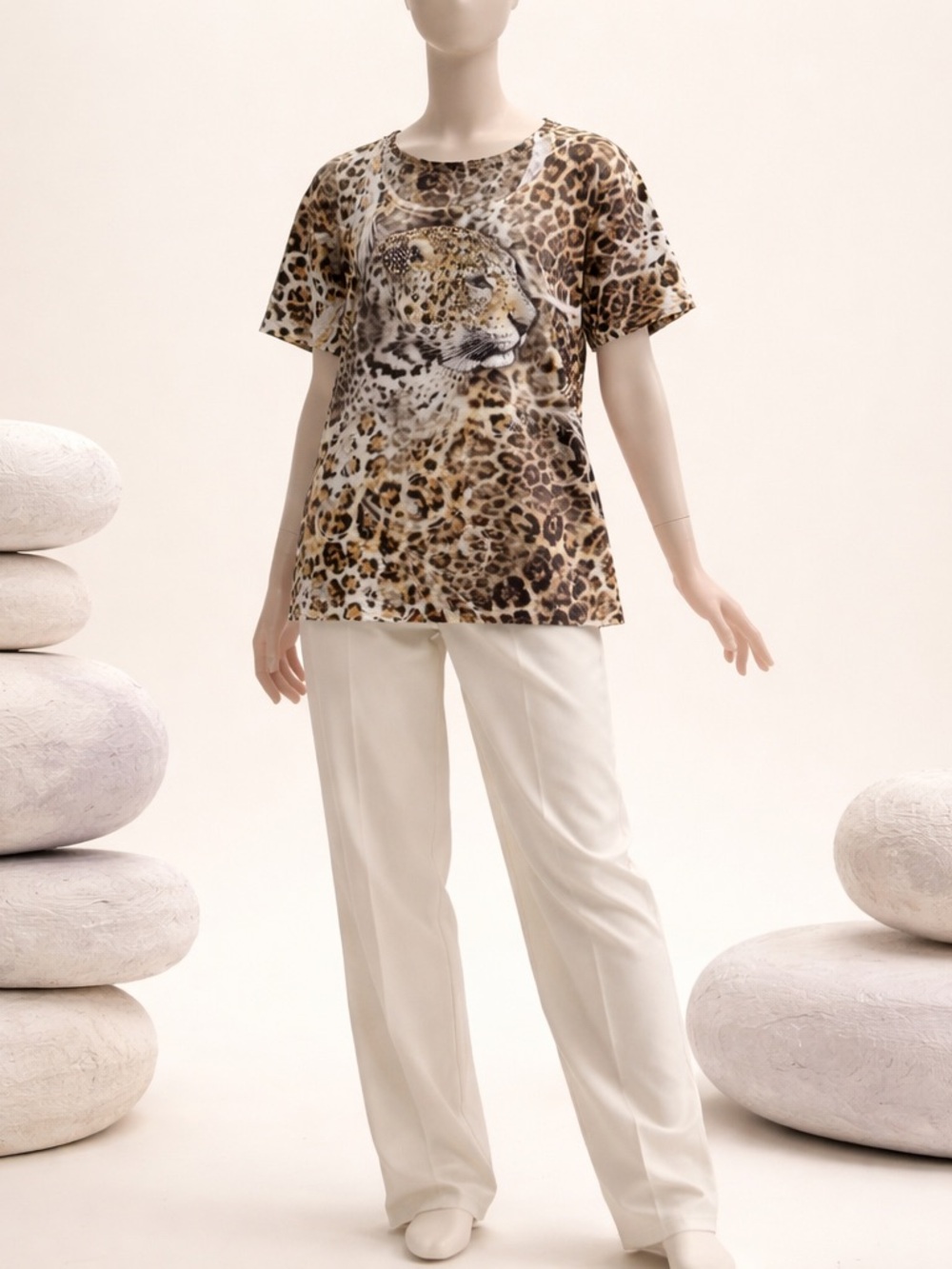 JM Size L Sparkly Leopard Graphic Tee - Brown & Black Animal Print